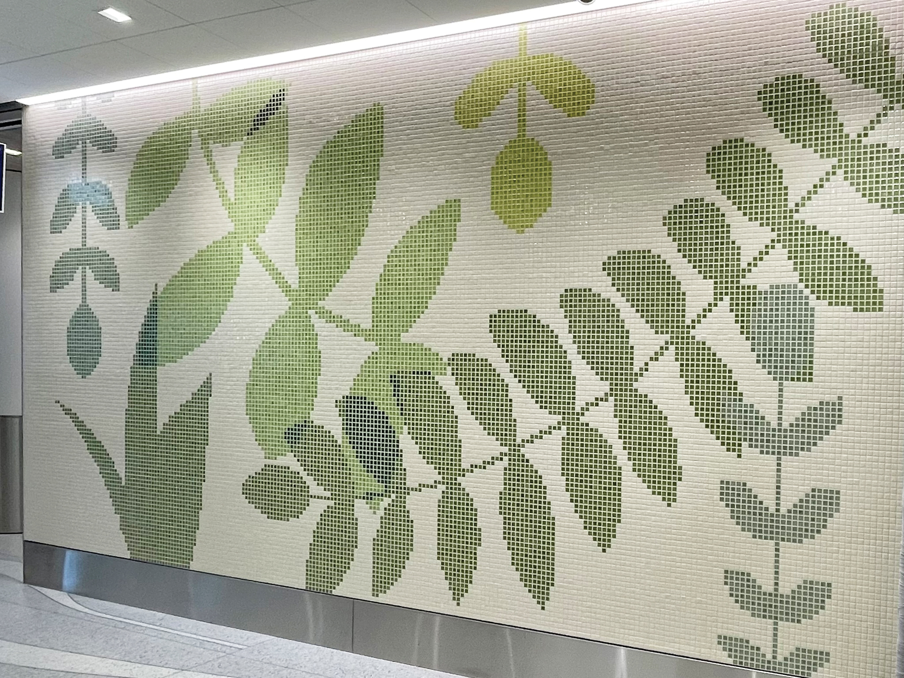 Pratt + Larson PDX Airport Cascade Forest