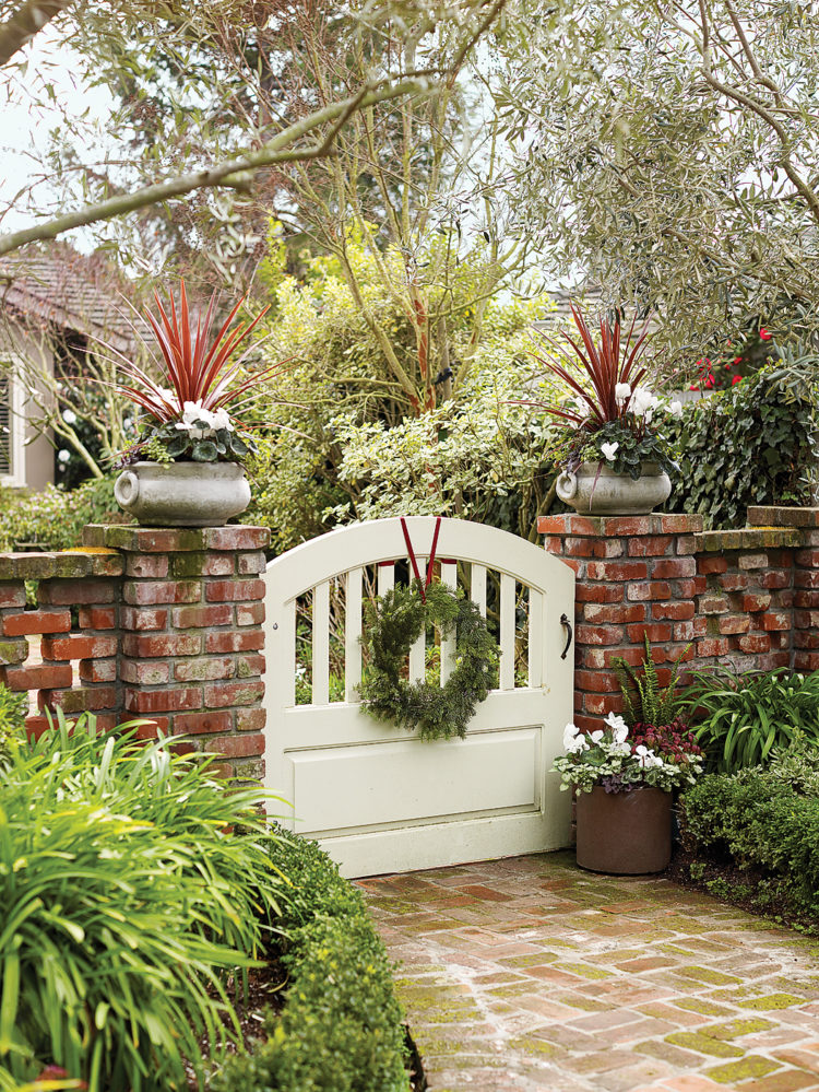 accent-the-front-entry