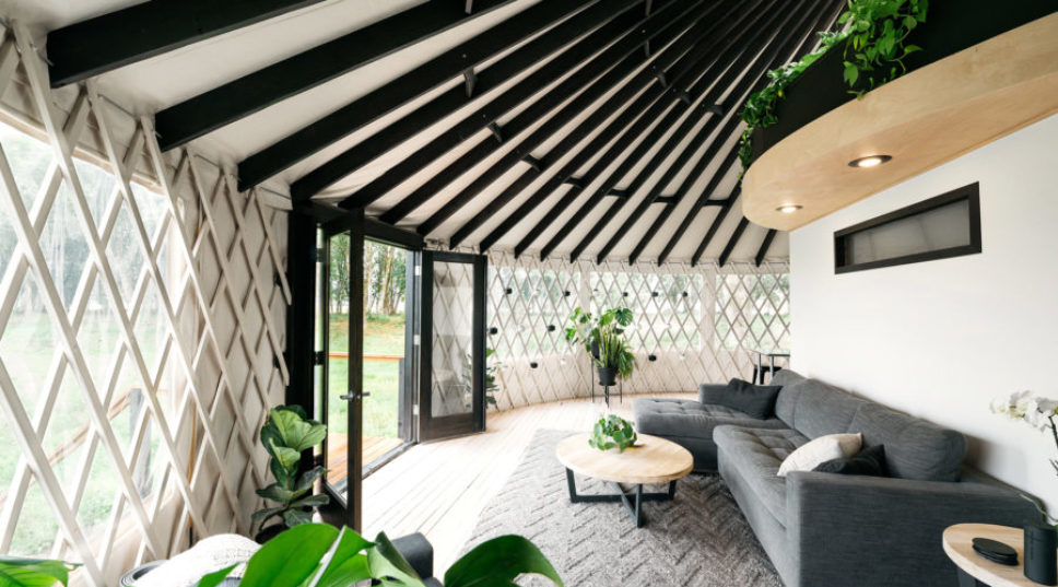 You’ll Want to Move into This Modern, Foliage-Filled Yurt