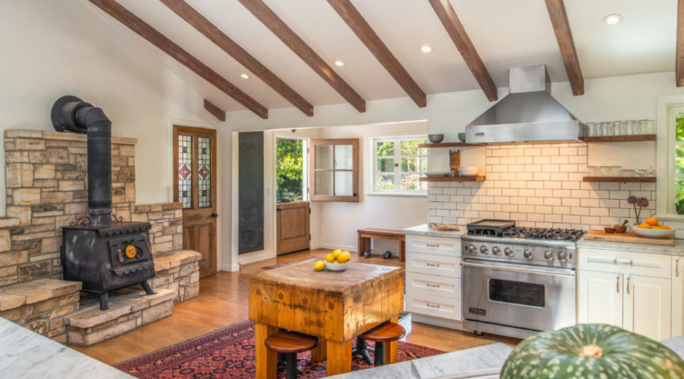 This off-the-Grid Farmhouse Is Just 10 Minutes from Carmel, CA