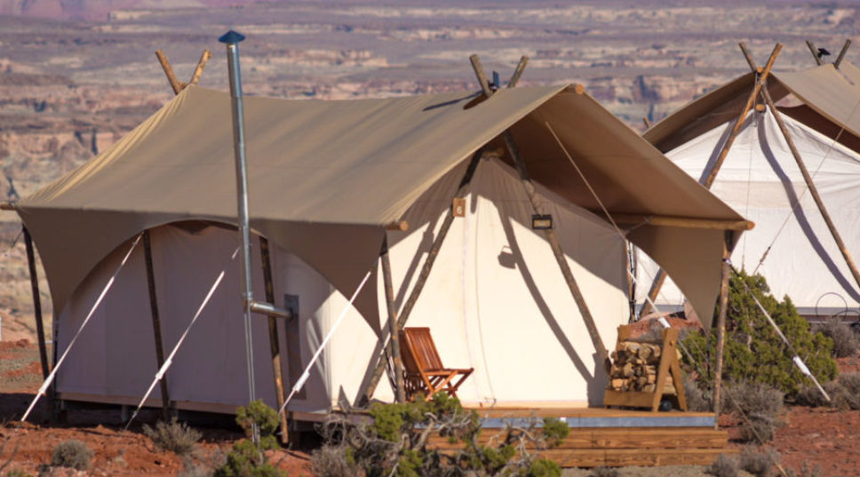 This New Glamping Site Is an Oasis in the Desert