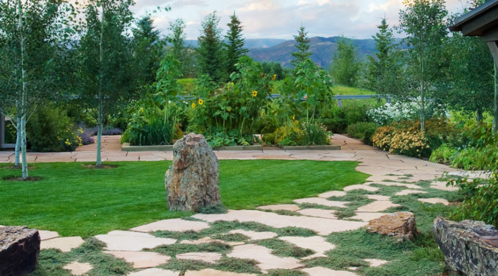 Get Inspired by These Inviting Garden Paths