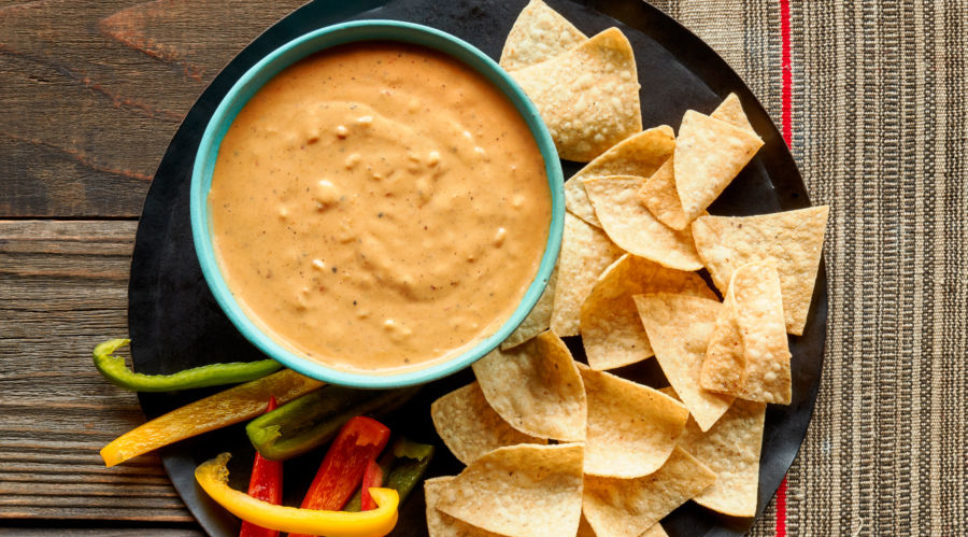How to Make Chile con Queso