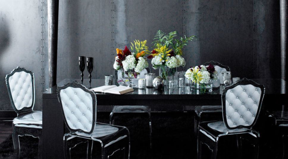 Goth Goes Glam: 16 Ways Decorate with Black