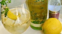 Jardesca Thyme for a Spritzer