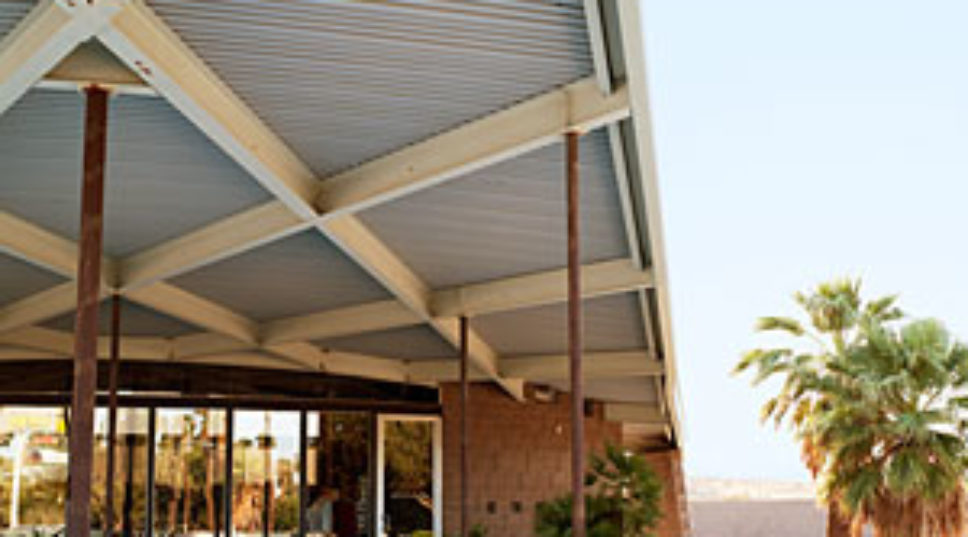 Palm Springs Official Visitors Center