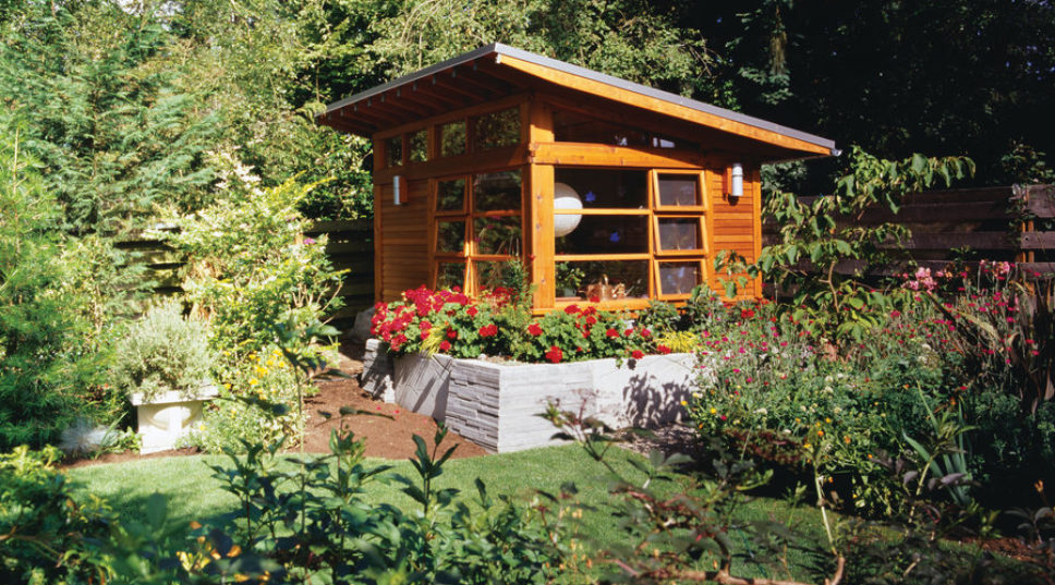 Cozy Garden Shelter