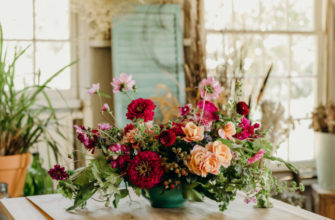 A floral bouquet by Beth Syphers, harvested from her farm