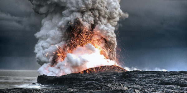 Mauna Loa Volcano Is Still Erupting. Here’s What Travelers to Hawai’i Need to Know.