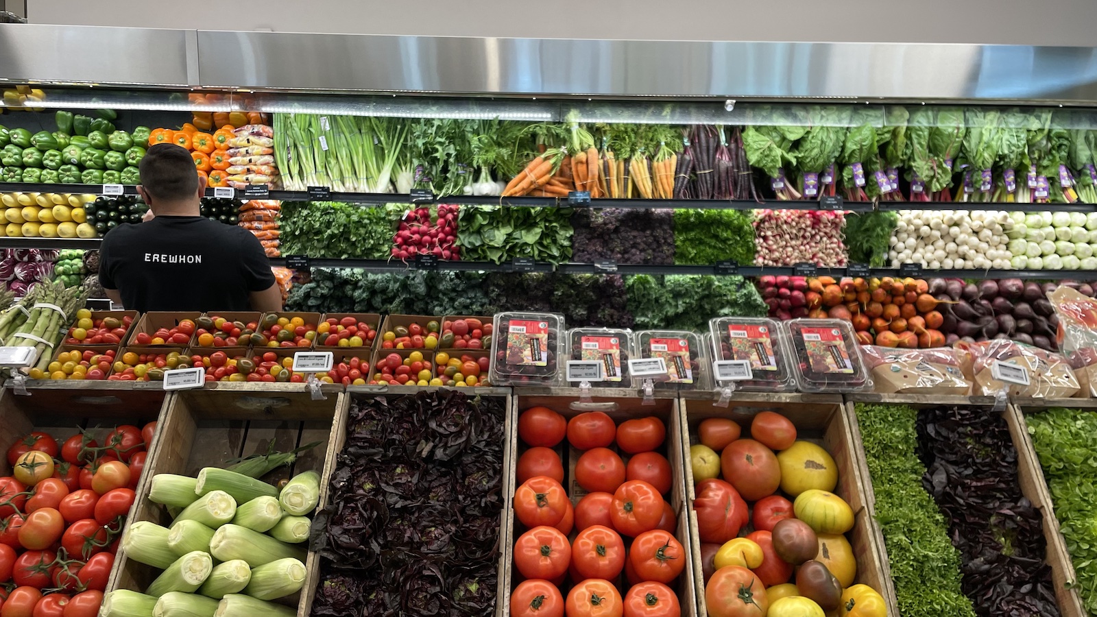 These Are the Best Foods to Try at Erewhon, Hands Down - Vimarsana News