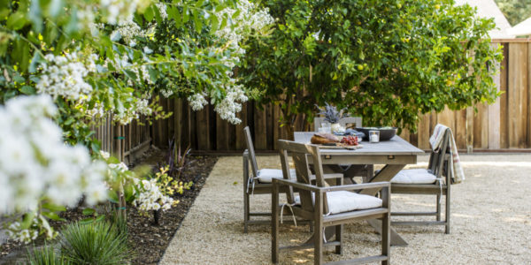 A Surprising New Garden Trend Lets You, Ahem, Let It All Hang Out