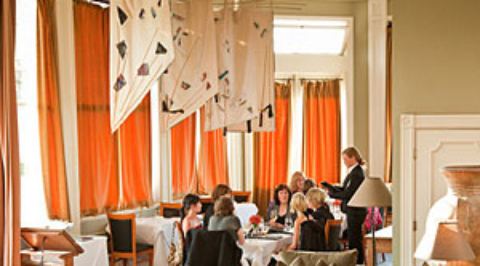 Restaurant 301 (at Carter House Inns)