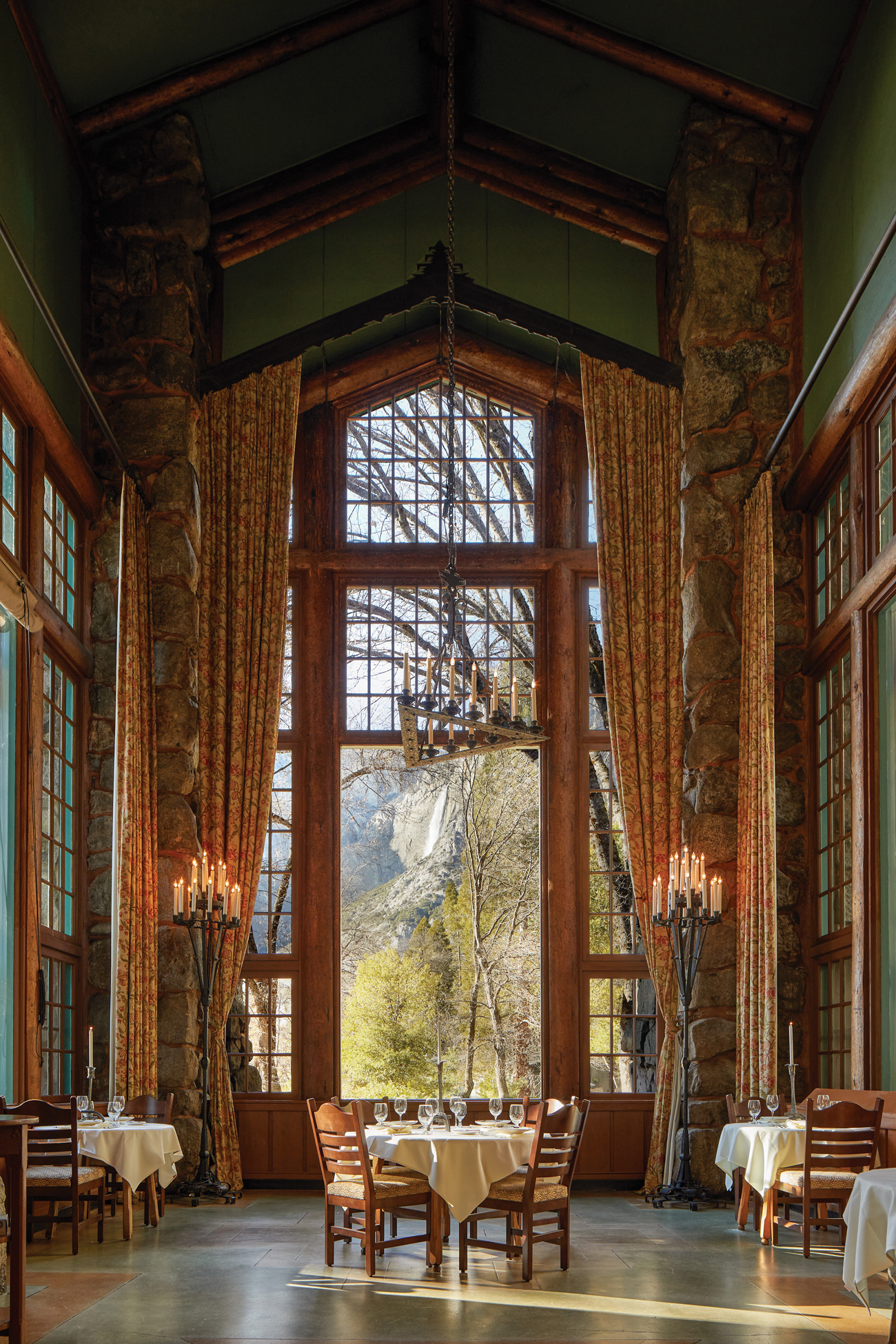 Awahnee Yosemite Dining Room Lodge Book
