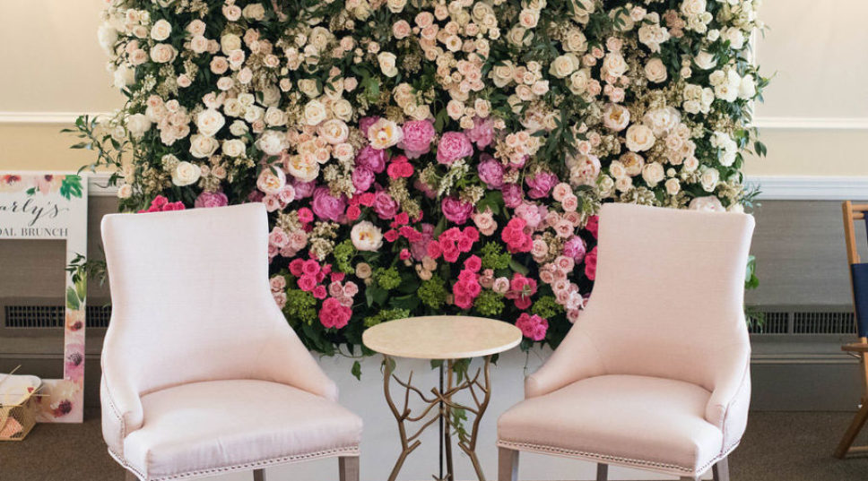 12 Instagrammable Ideas for Wedding Photo Backdrops