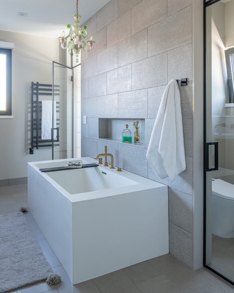 Bathtub in Bozeman House by Envi Interior Design