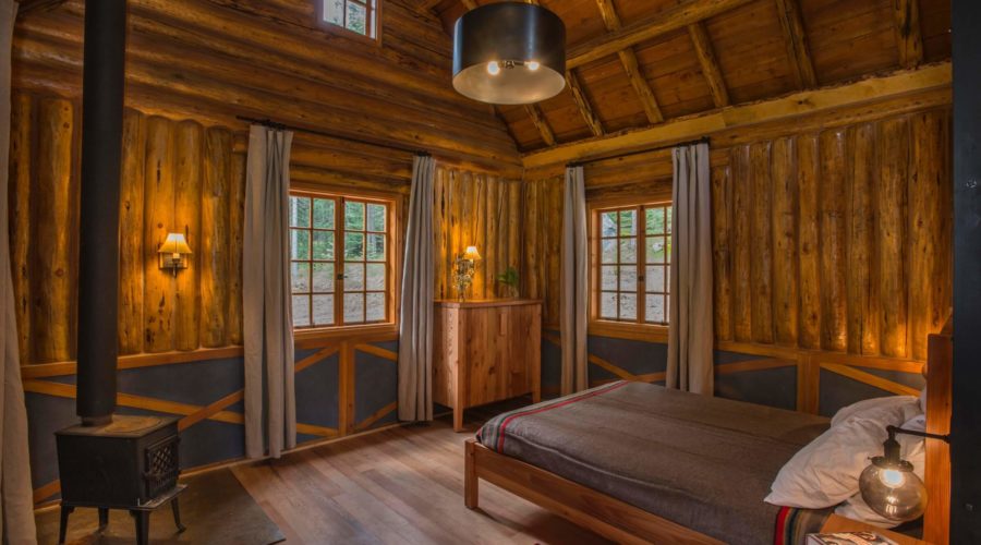 Inside one of the cozy cabins at Minam River Lodge in Oregon