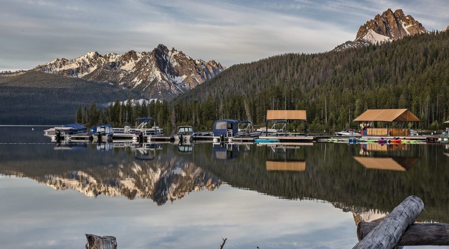 Cozy cabins on the water in Stanley, Idaho at Redfish Lake Lodge
