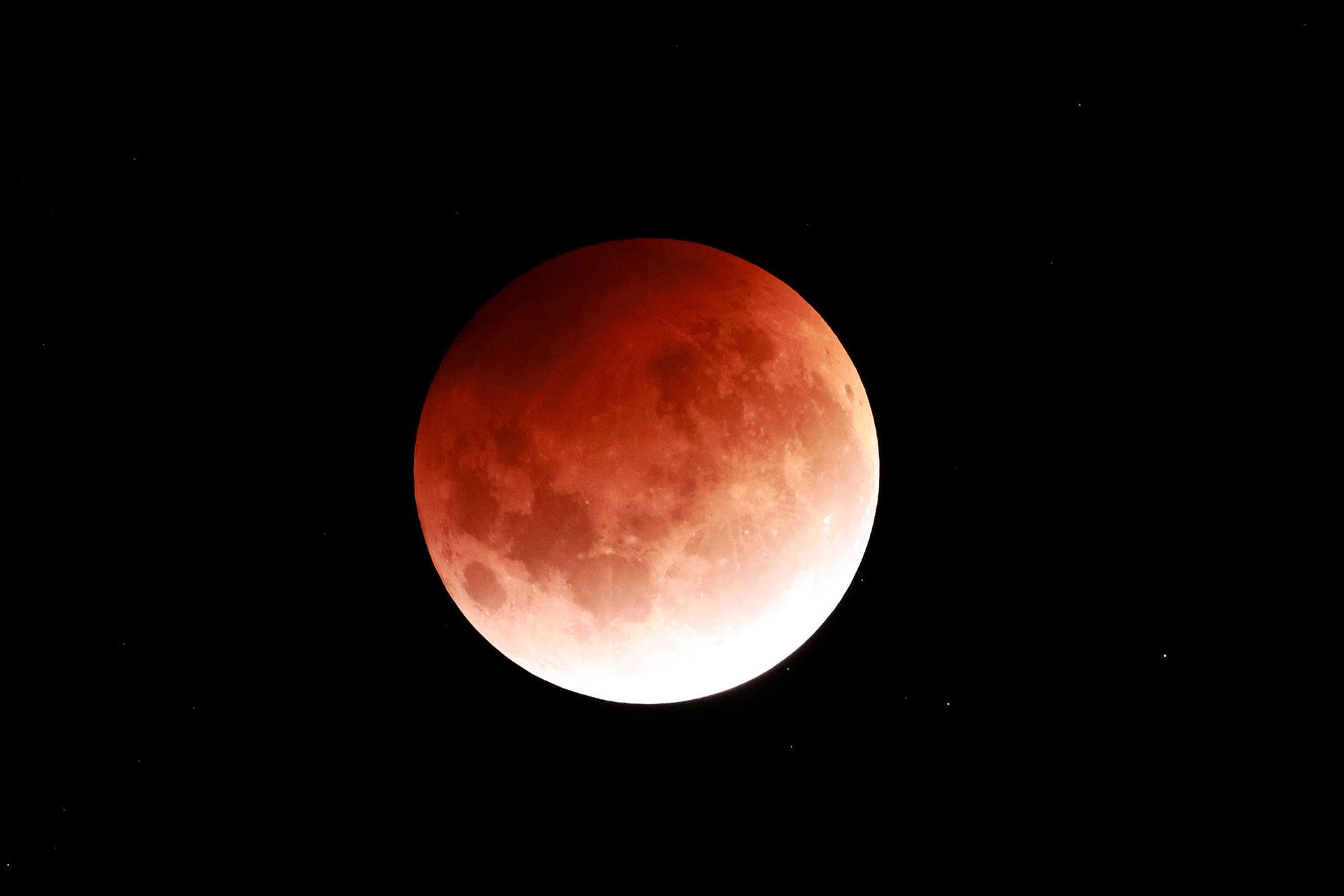 The Beaver Blood Moon Eclipse Is One 2025—How See It