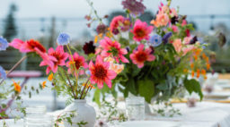 Bluma Farm Flower Arrangement Table