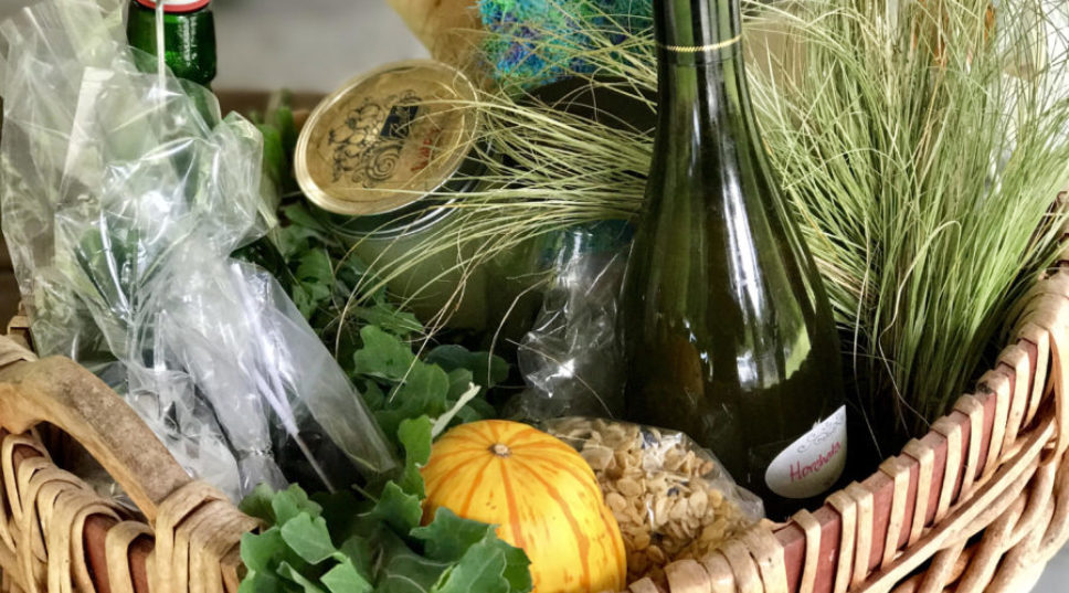 From Free Haircuts to a Holiday House-Cleaning, These Buy Nothing Group Giveaways Show How Caring Neighbors Can Be