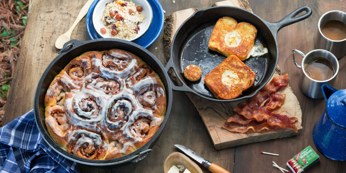 Dutch Oven Cinnamon Roll