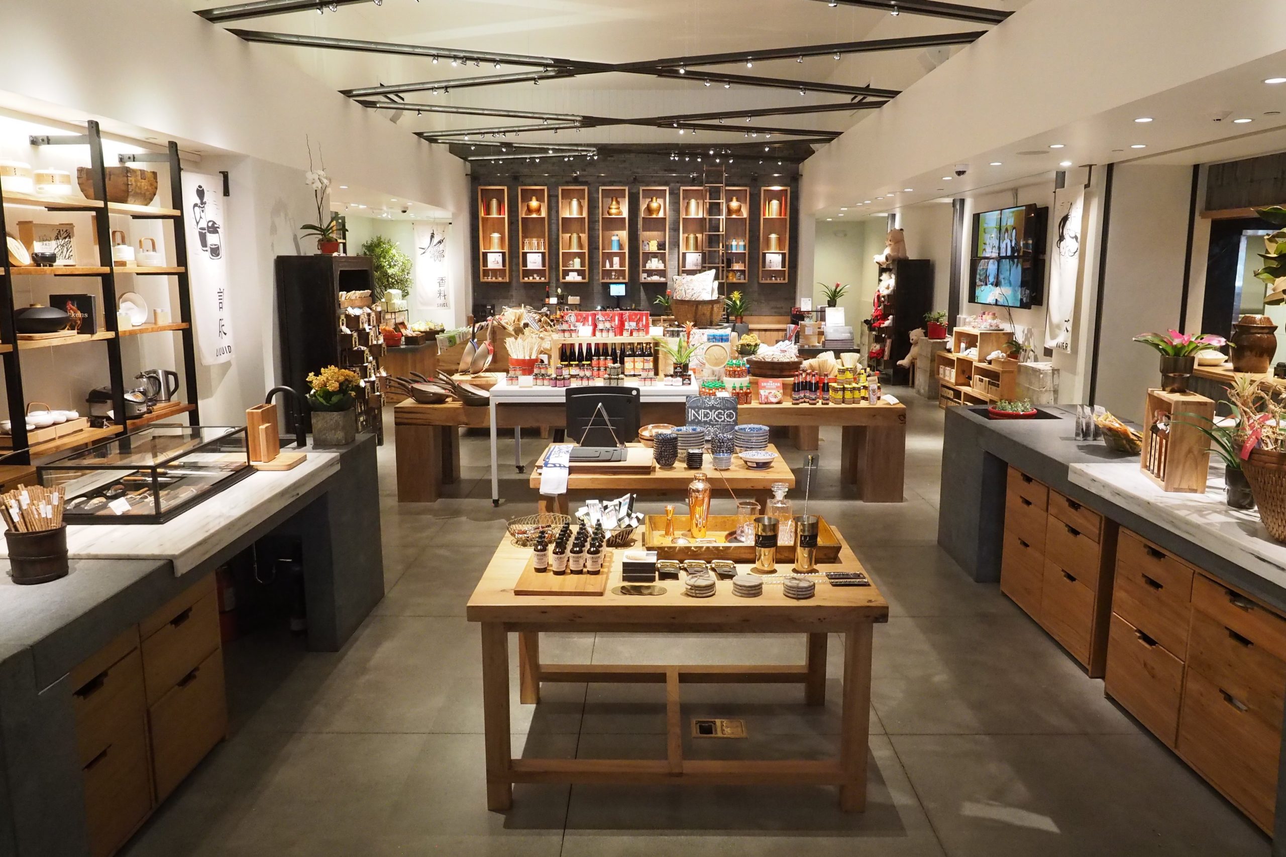 China Live Kitchenware Retail Interior