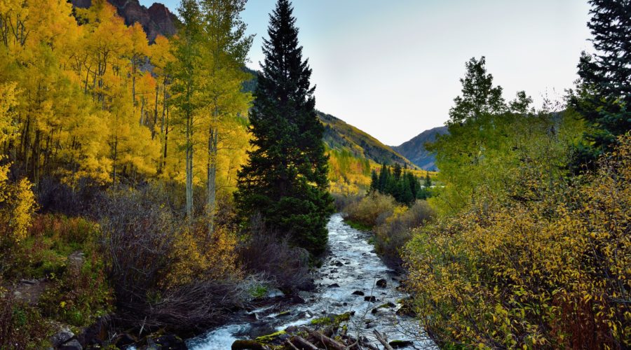 best fall color in Colorado Maroon Bells Maroon Creek Trail