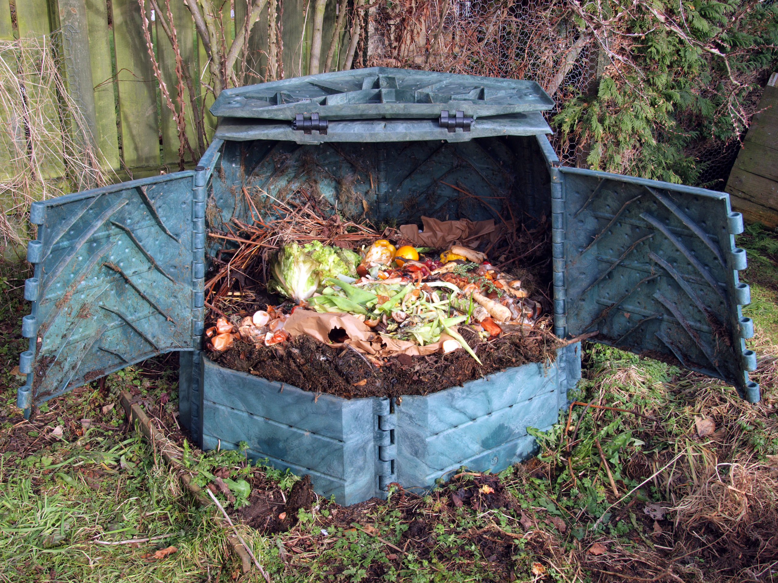 compost builds soil tilth garden trends