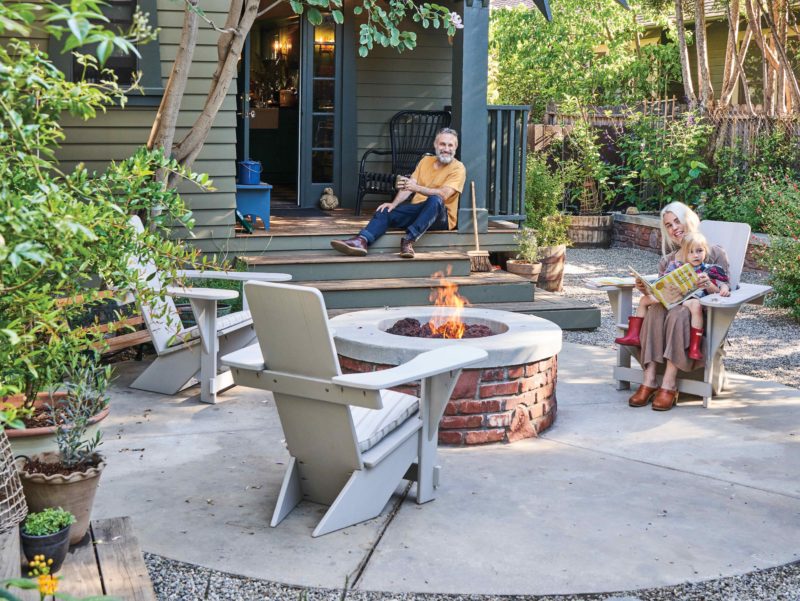 4 Firepit Tips to Consider Before You Put One in Your Backyard