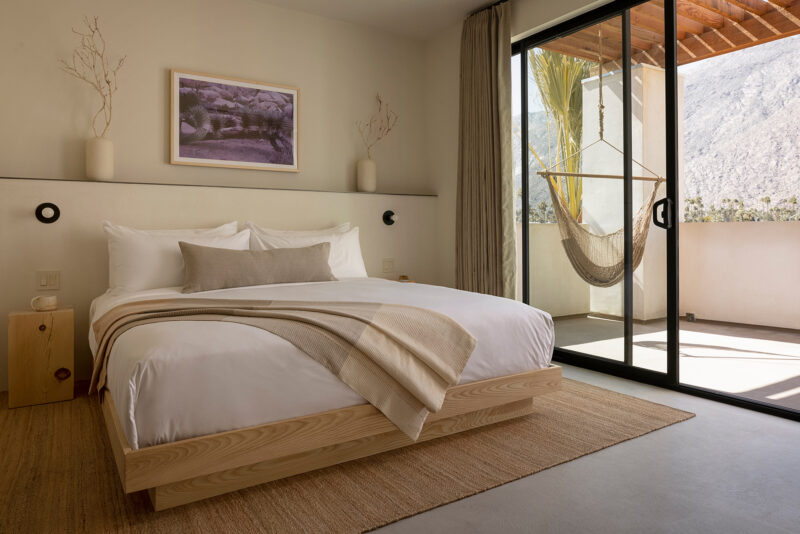 Drift Hotel Palm Springs Bedroom Suites