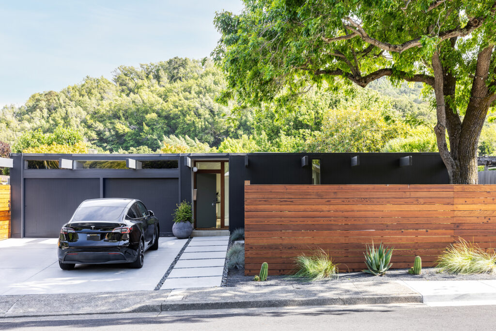 Exterior in Eichler House by Katie Monkhouse