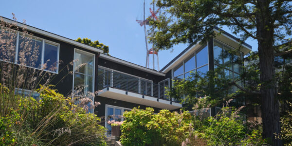 After Working on This Home 20 Years Ago, The Architects Returned to Give It a Refresh