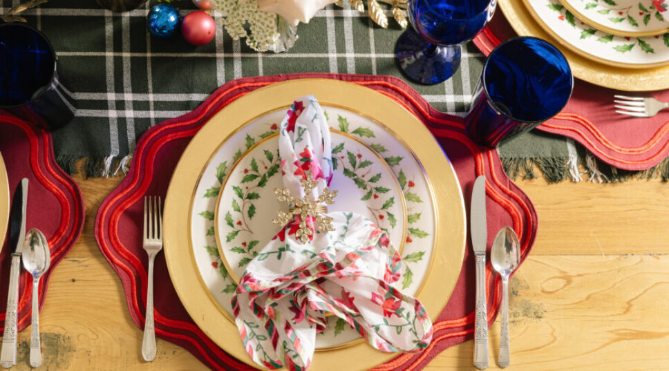 The Dos and Don'ts of Holiday Decorating Designers Want You to Know