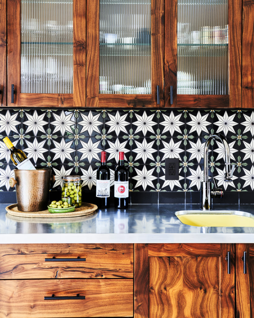 Napa, California kitchen tile backsplash