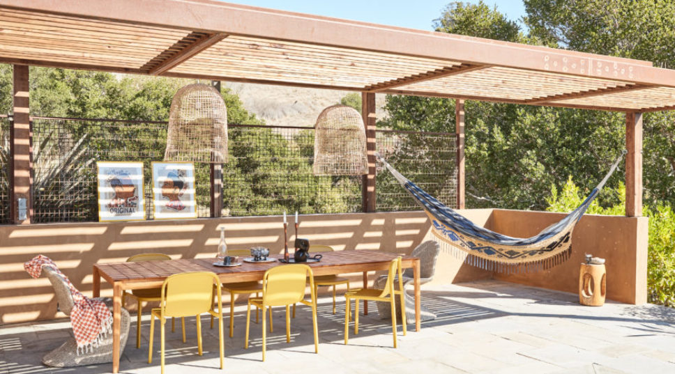 Steal the Casual, Sunny Look of this Outdoor Dining Room in Tiburon