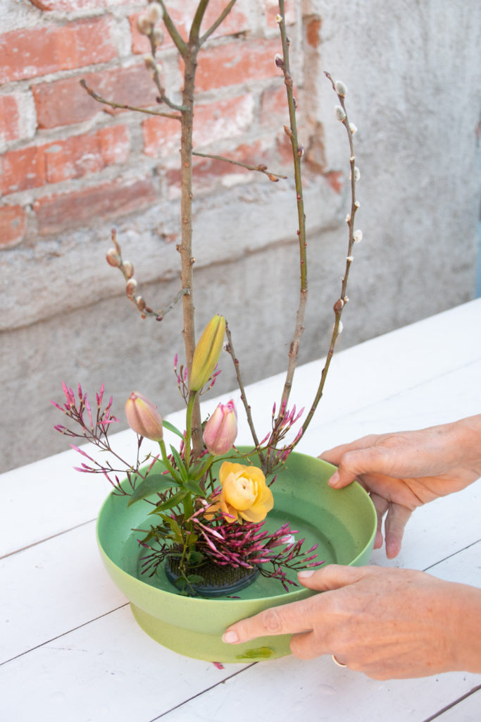 Ikebana Explained: A Guide to Japanese Flower Arranging - Sunset