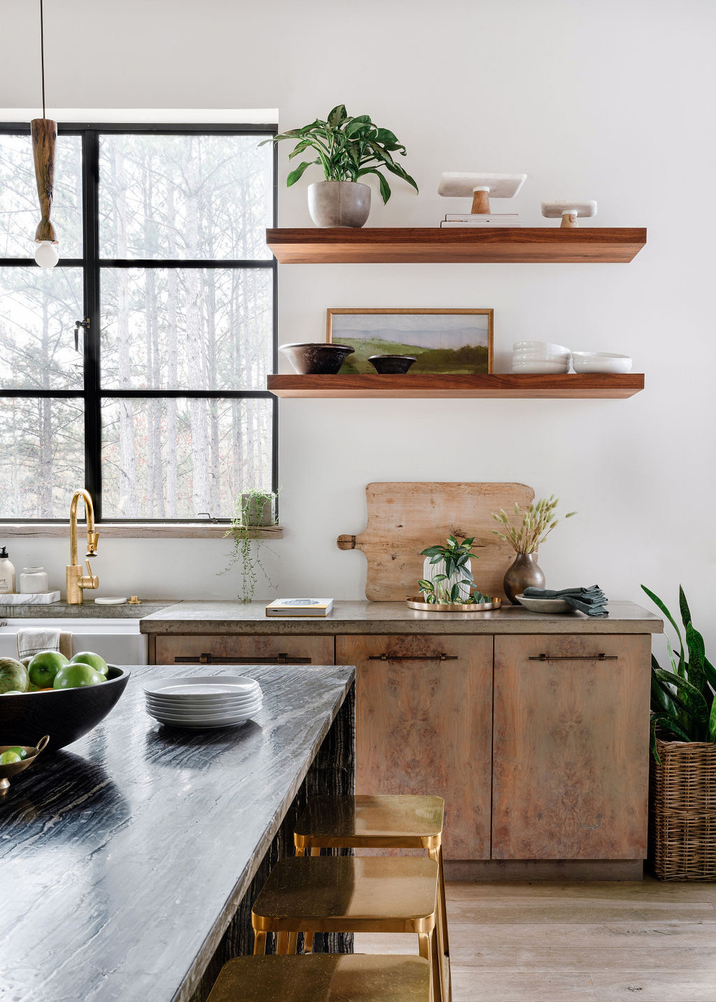 Kitchen Island Anita Yokota