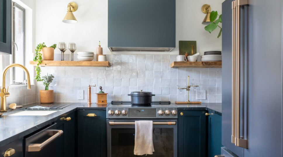 This Oakland Kitchen’s Makeover Was Inspired by the Homeowner’s Late Mother