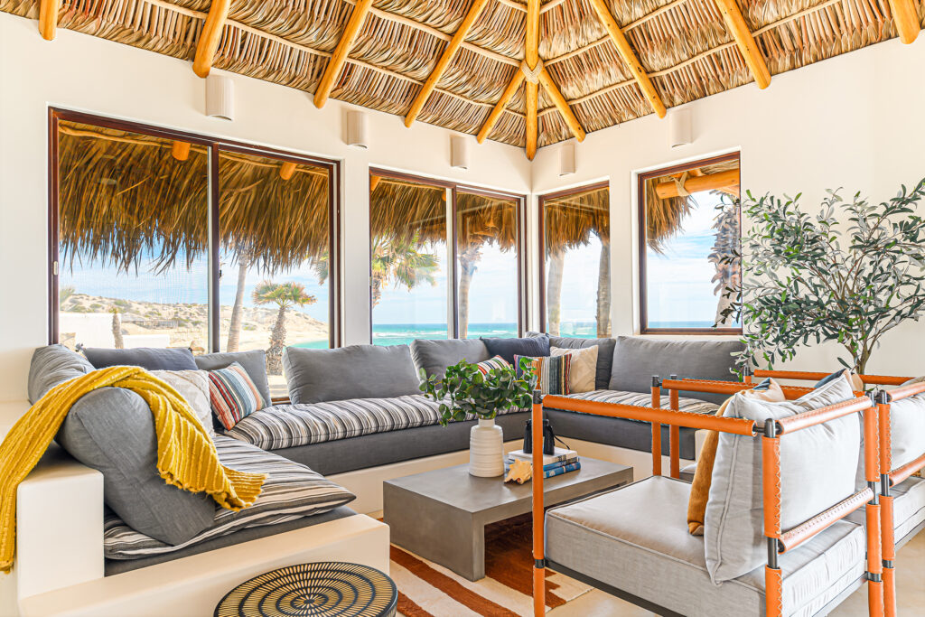 Living Area in Baja House by Raili Clasen