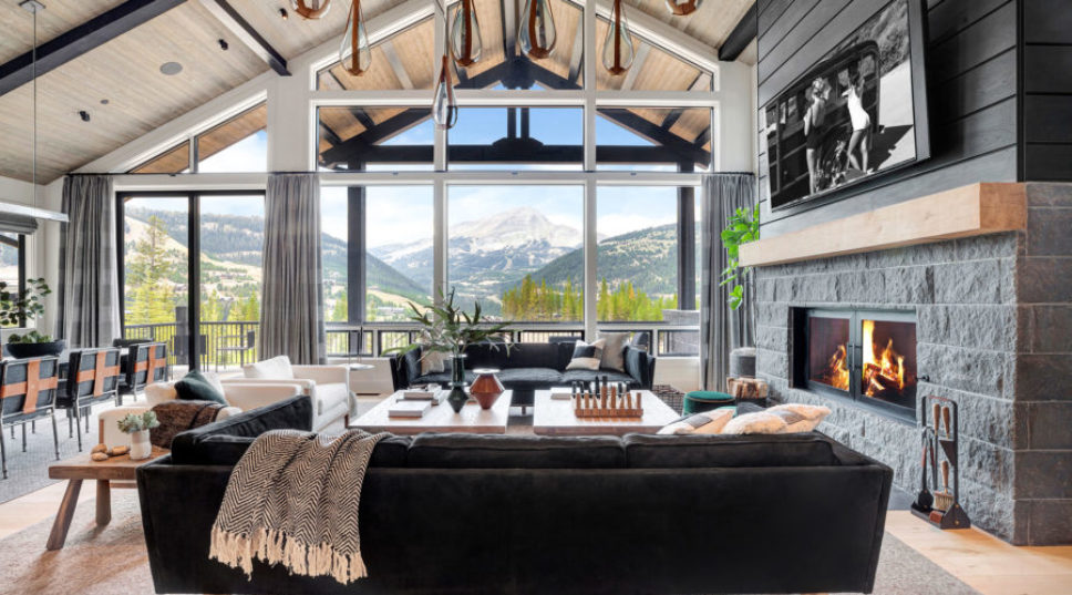 This Yellowstone Home Has a Modern-Mountain Twist—and It's Located in a Ultra-Private, Celeb-Filled Community