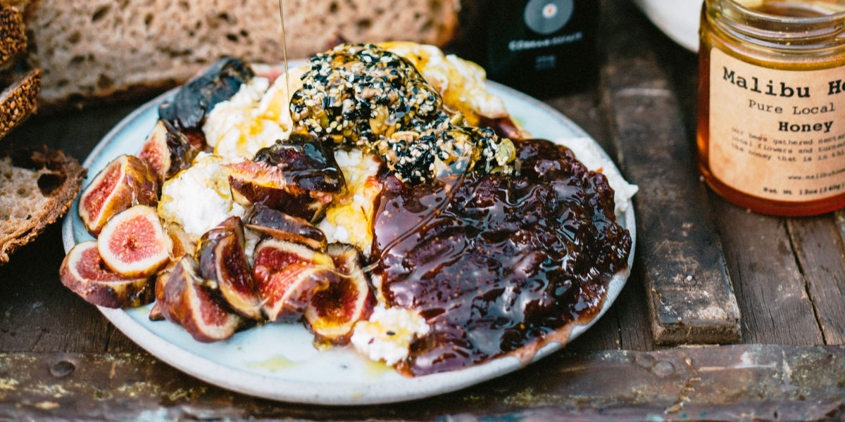 Ricotta Toast with Figs and Seedy Honey – Sunset Magazine