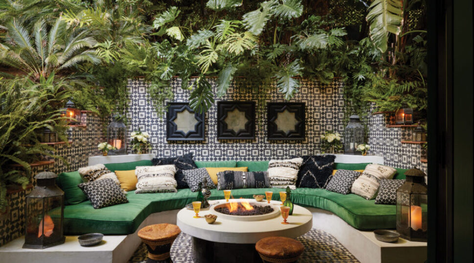 How to Create a Stunning Outdoor Space Like a Designer