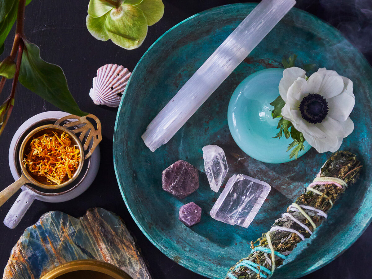 This Is How to Create a Moon Garden for an Immersive Experience