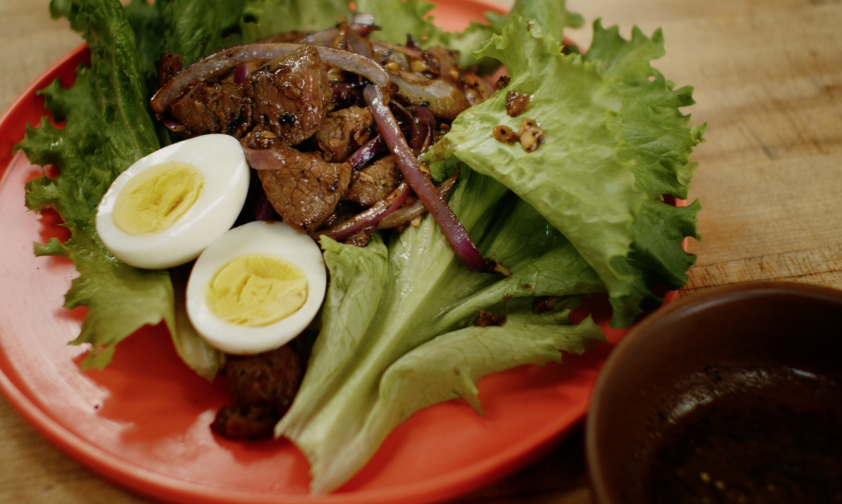 Cambodian Black Pepper Beef (Lok Lak) image