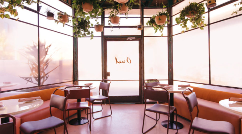 7 Bold Ways to Decorate with Pink