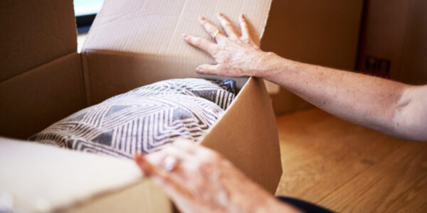 Should Downsizers Rent or Buy? Real Estate Experts Weigh In