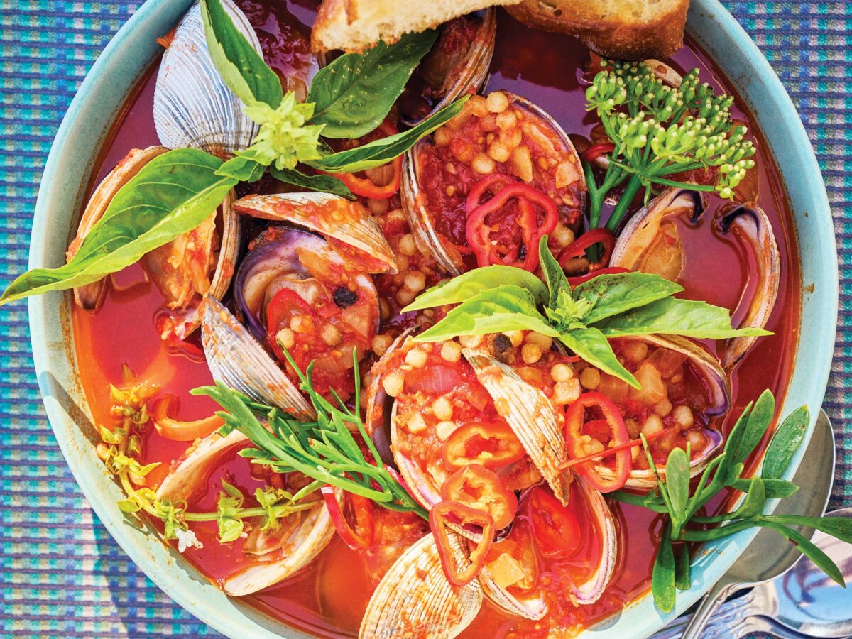 Crudo e Nudo Clams