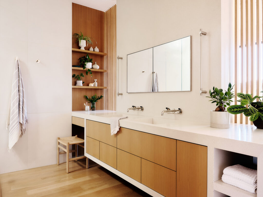 Primary Bathroom in San Francisco Townhouse by FAME Architects