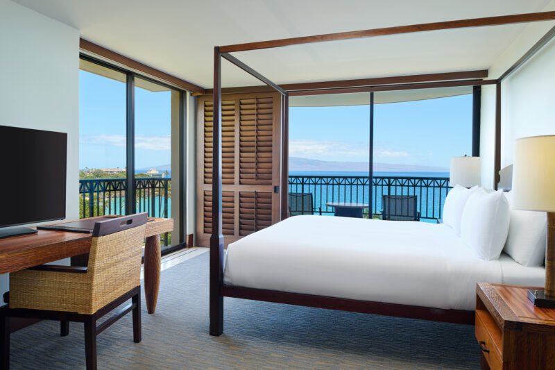 Royal Lahaina Resort Tower Bedroom