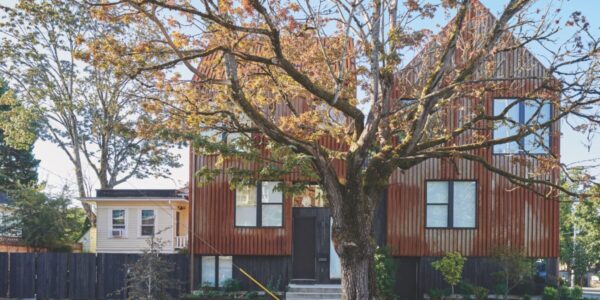 This Seattle Townhome Could Be the Future of City Living (Plus, Its Rusted Exterior Just Looks Cool)